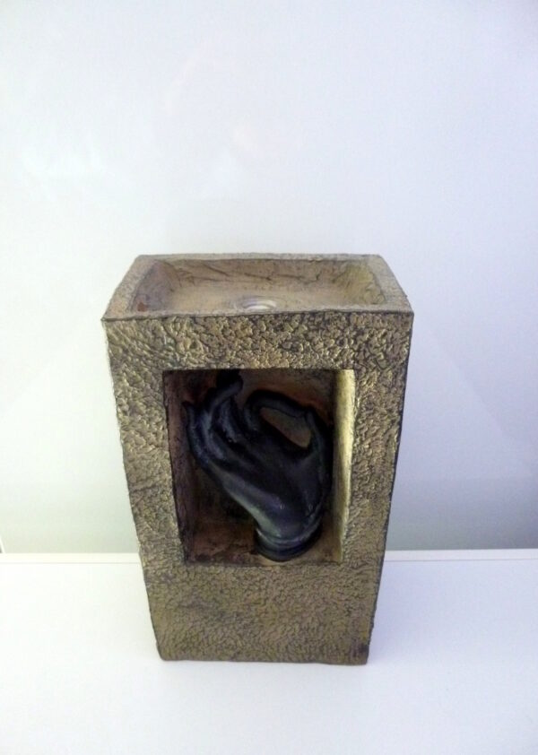 Fontein hand